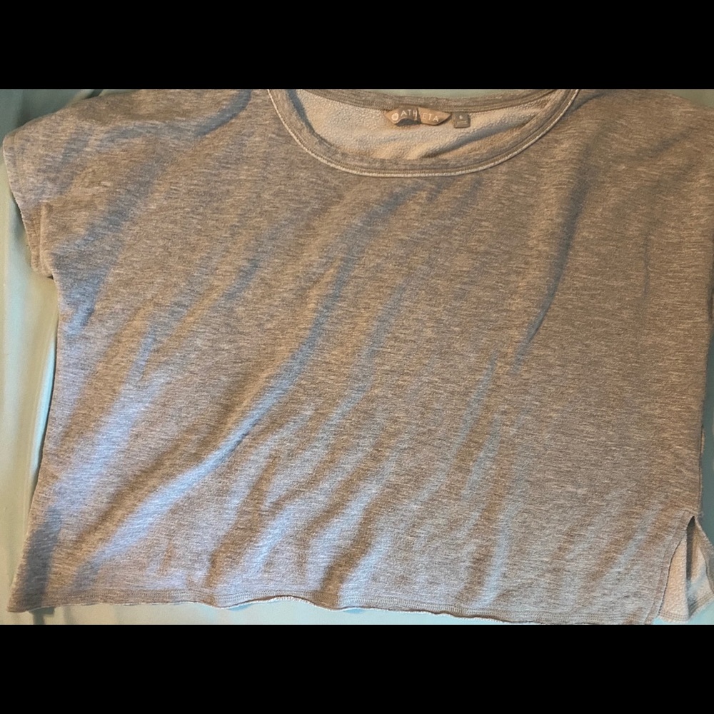 Cropped Athleta Short Sleeve Sweatshirt